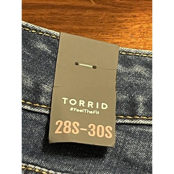 Torrid Trio Boot High-Rise Jeans in the El Nino Wash, Size 28-30 Short - Picture 12 of 13